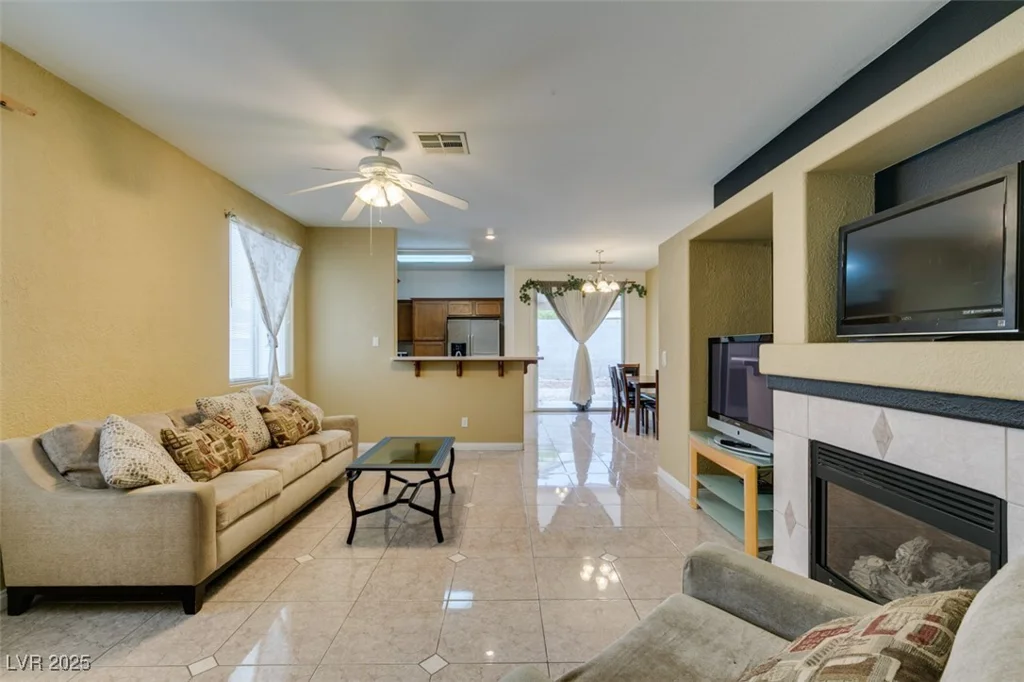 8909 Medicine Wheel, Las Vegas, NV 89143