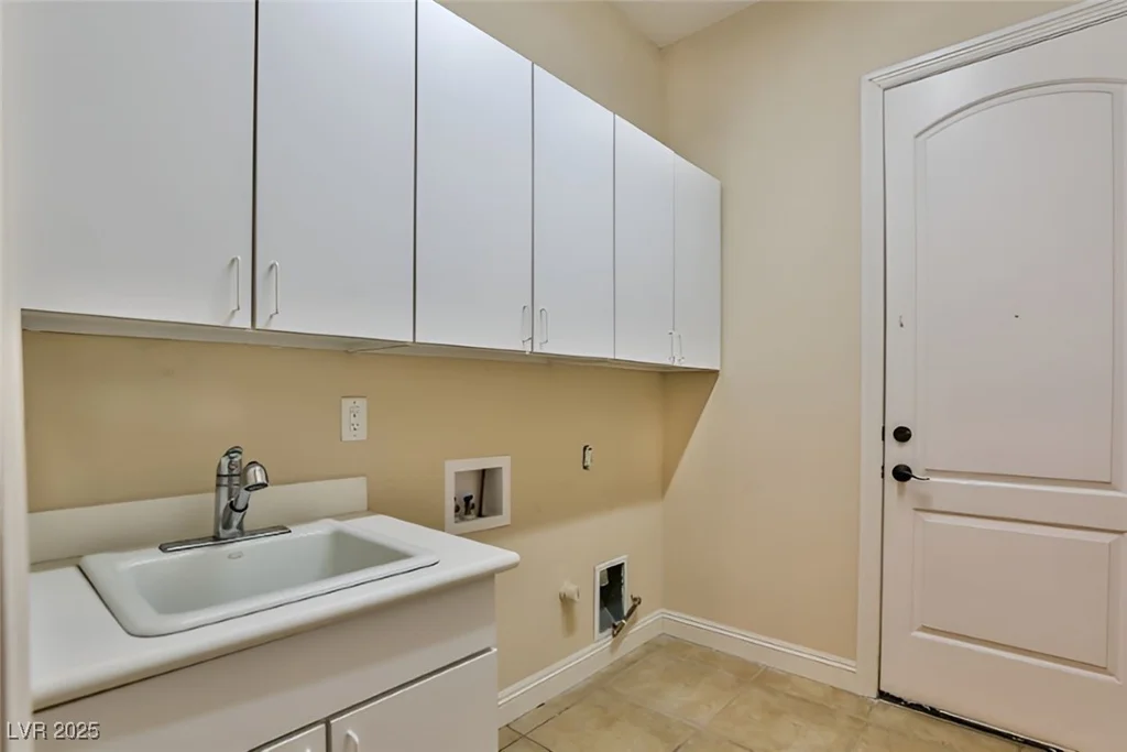 2321 Martinique, Henderson, NV 89044