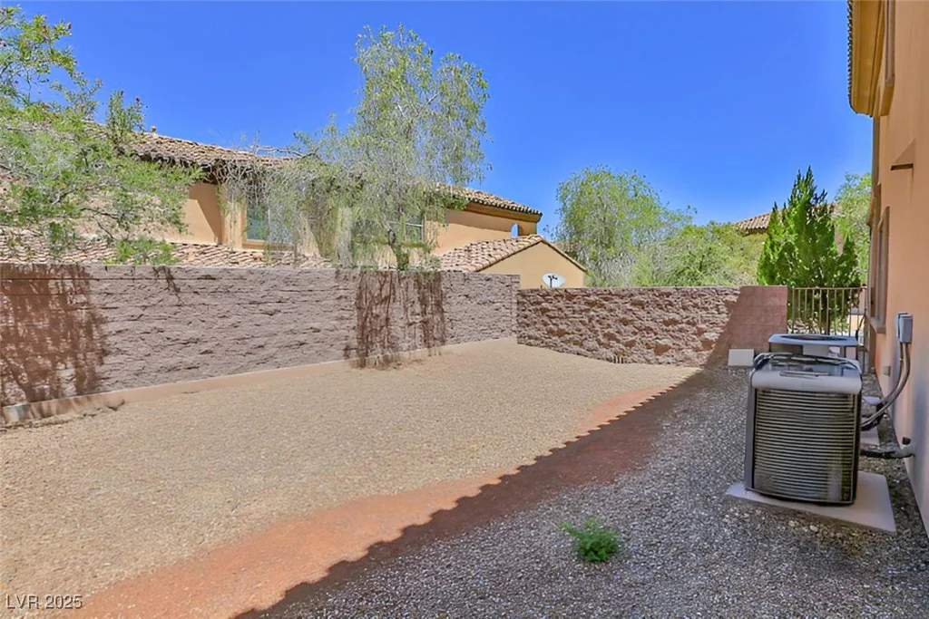 2321 Martinique, Henderson, NV 89044