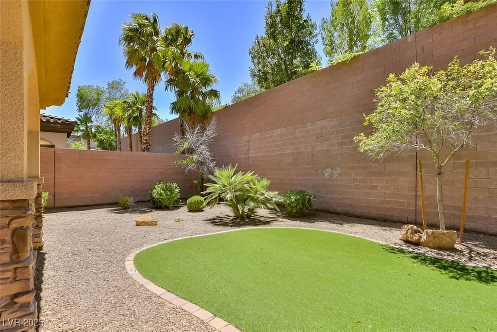 2321 Martinique, Henderson, NV 89044