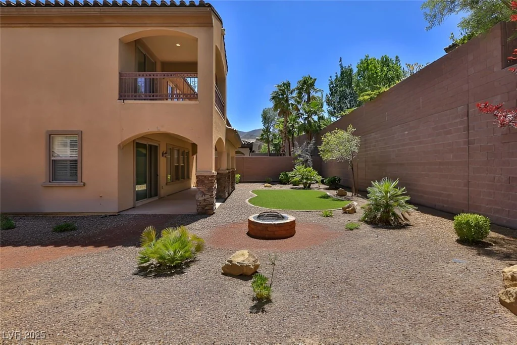 2321 Martinique, Henderson, NV 89044