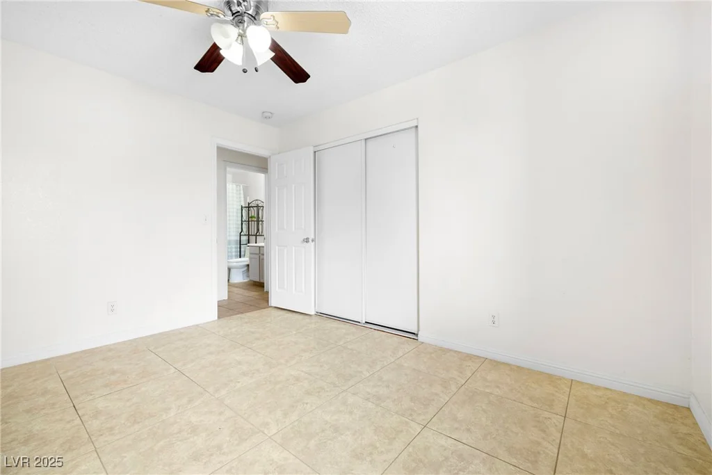 4863 New York, Las Vegas, NV 89104