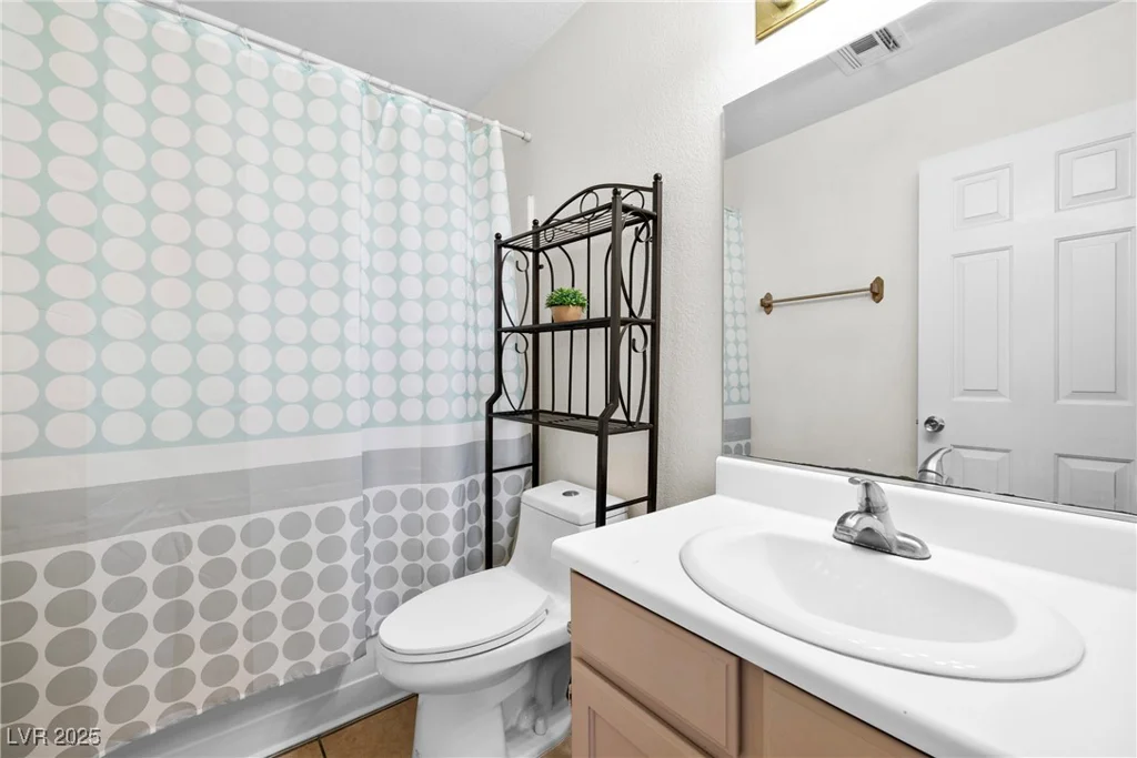 4863 New York, Las Vegas, NV 89104