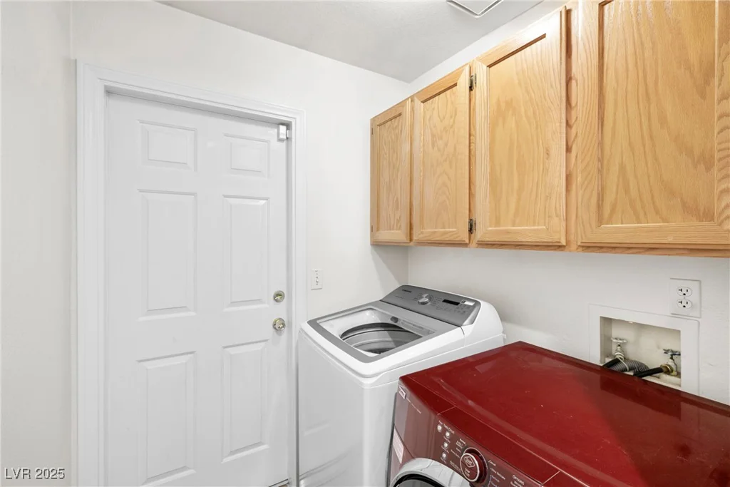 4863 New York, Las Vegas, NV 89104