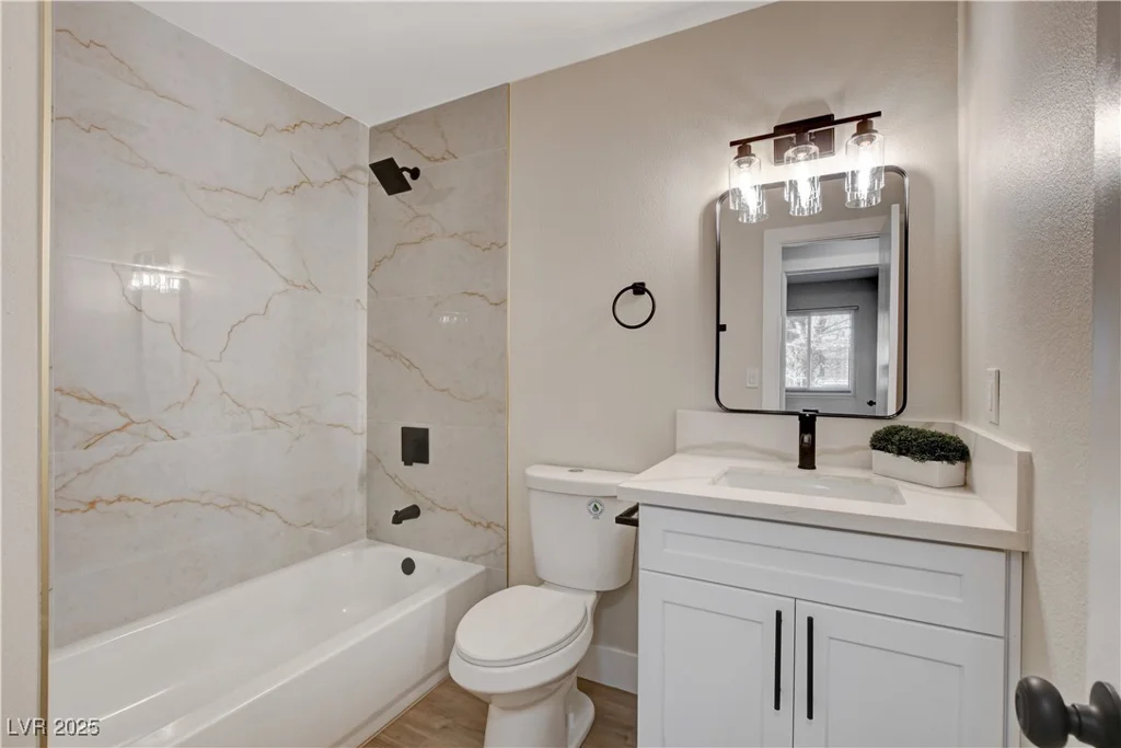 4512 Mark, Las Vegas, NV 89108