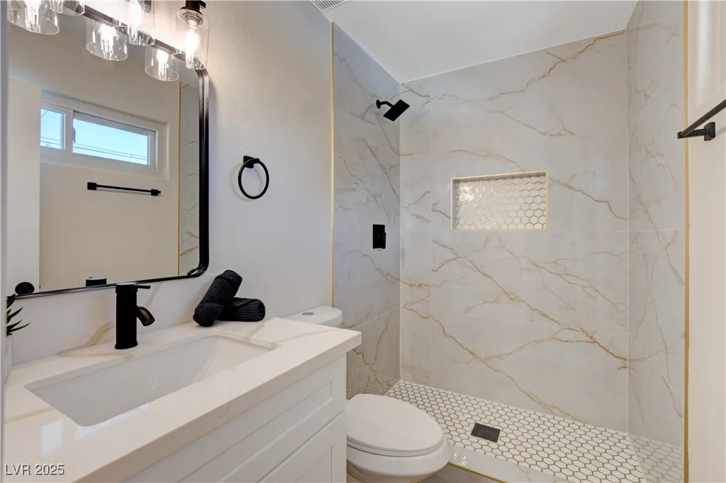 4512 Mark, Las Vegas, NV 89108