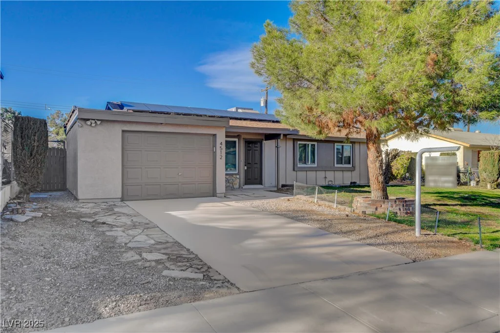 4512 Mark, Las Vegas, NV 89108