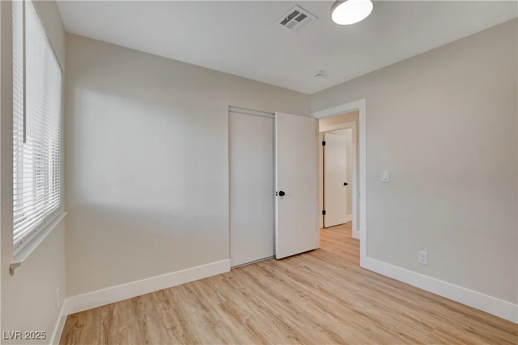 4512 Mark, Las Vegas, NV 89108