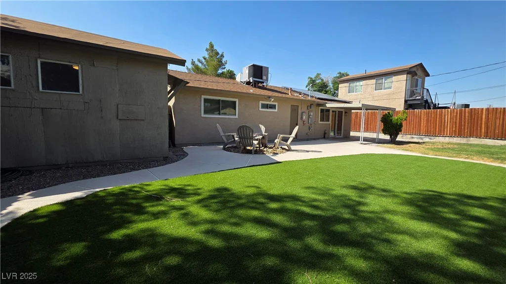 4512 Mark, Las Vegas, NV 89108