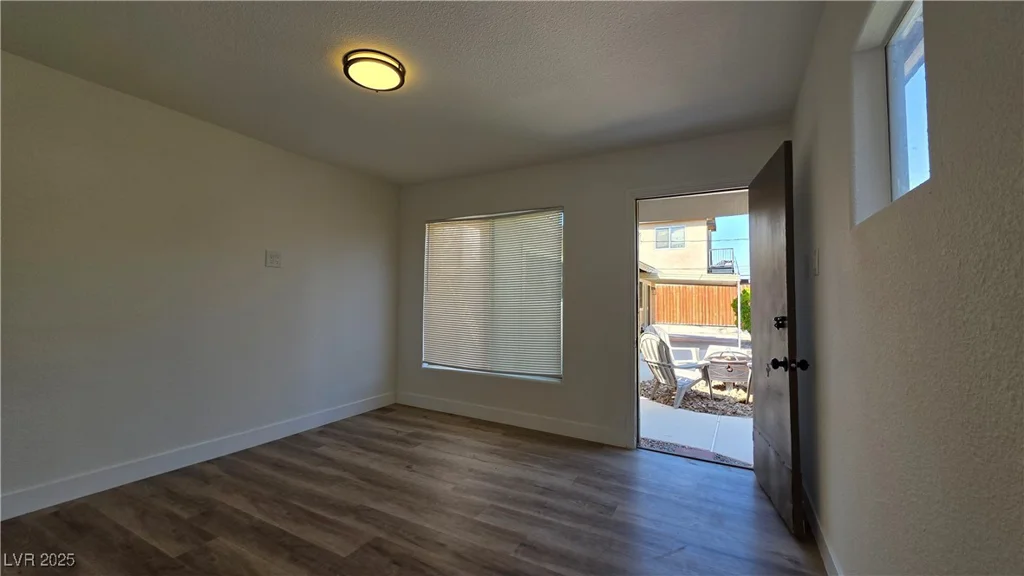 4512 Mark, Las Vegas, NV 89108
