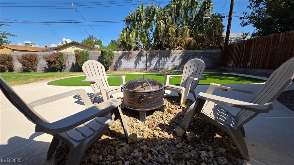 4512 Mark, Las Vegas, NV 89108