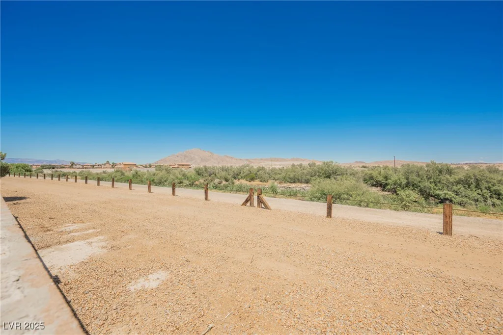 3692 Winter Whitetail, Las Vegas, NV 89122