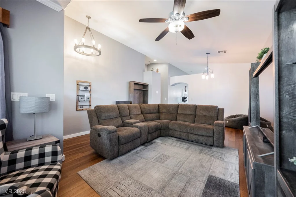 3692 Winter Whitetail, Las Vegas, NV 89122