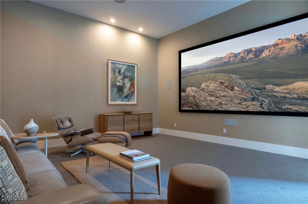 39 Crested Cloud, Las Vegas, NV 89135