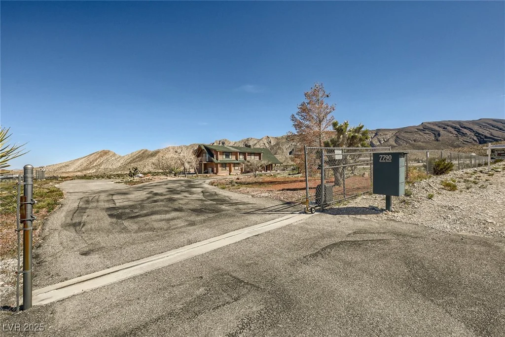 7790 Scottie, Las Vegas, NV 89166