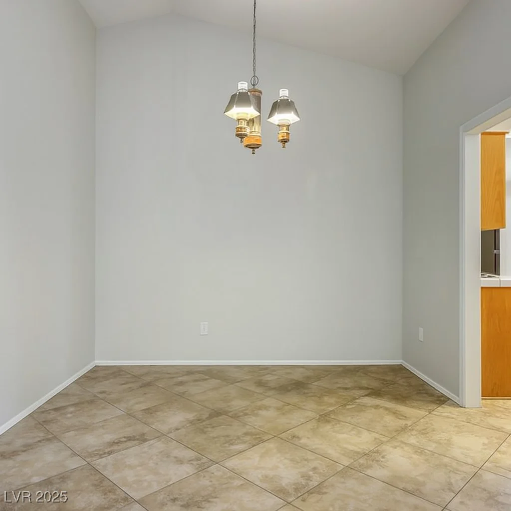 9325 Yucca Blossom, Las Vegas, NV 89134