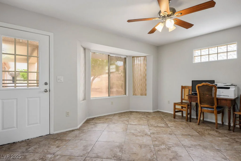 9325 Yucca Blossom, Las Vegas, NV 89134
