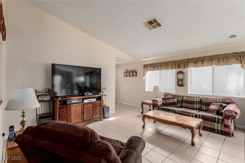 8840 Spinning Wheel, Las Vegas, NV 89143