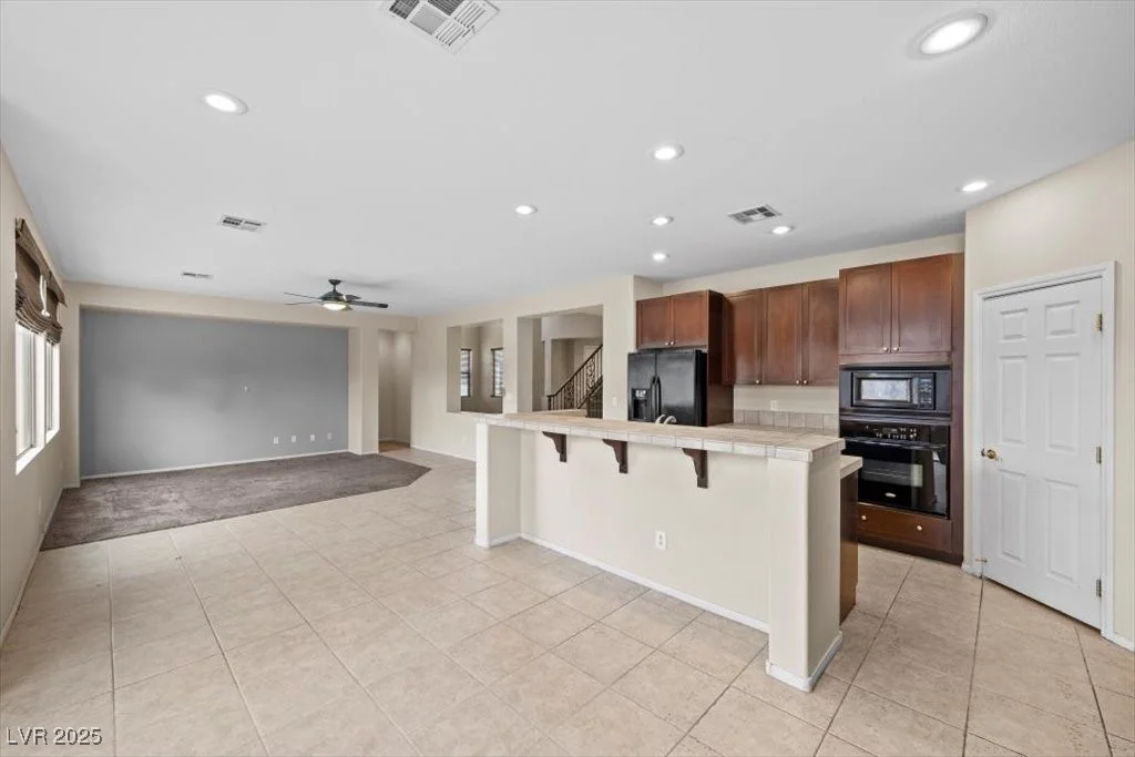 489 Wendover Hills, Las Vegas, NV 89123