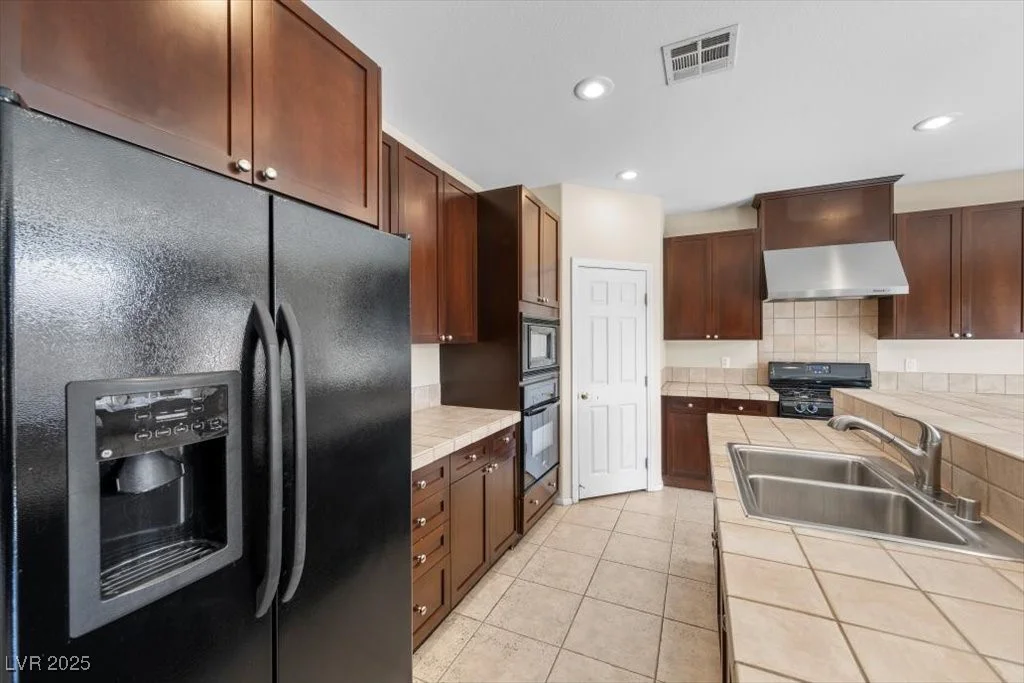 489 Wendover Hills, Las Vegas, NV 89123