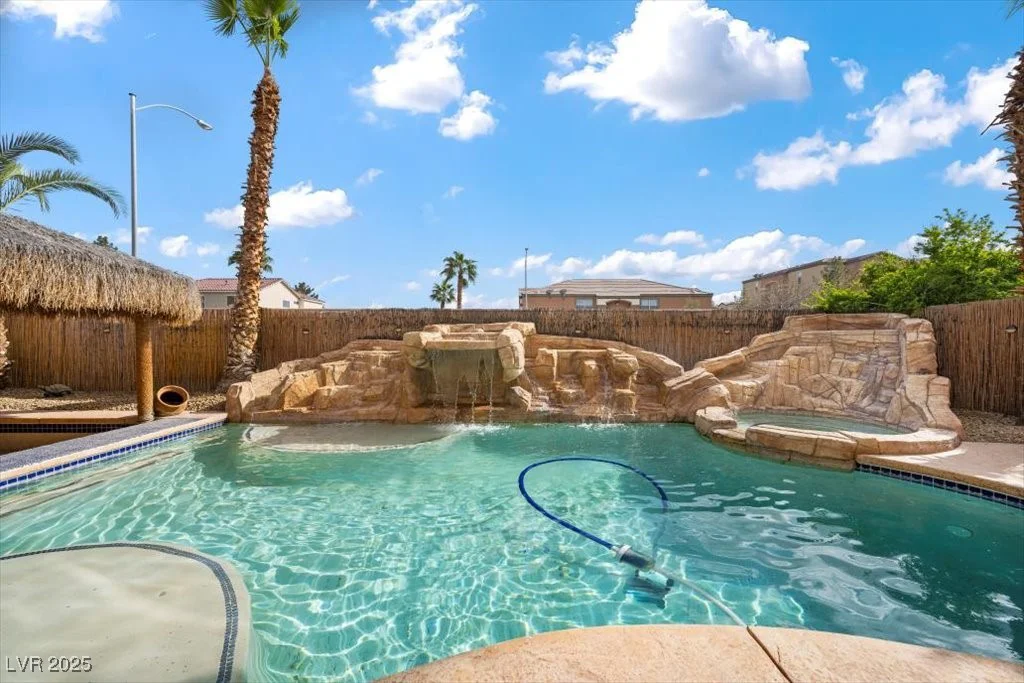 489 Wendover Hills, Las Vegas, NV 89123