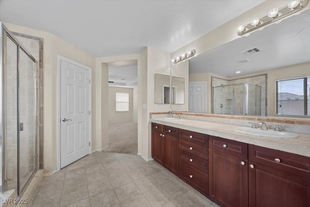 489 Wendover Hills, Las Vegas, NV 89123