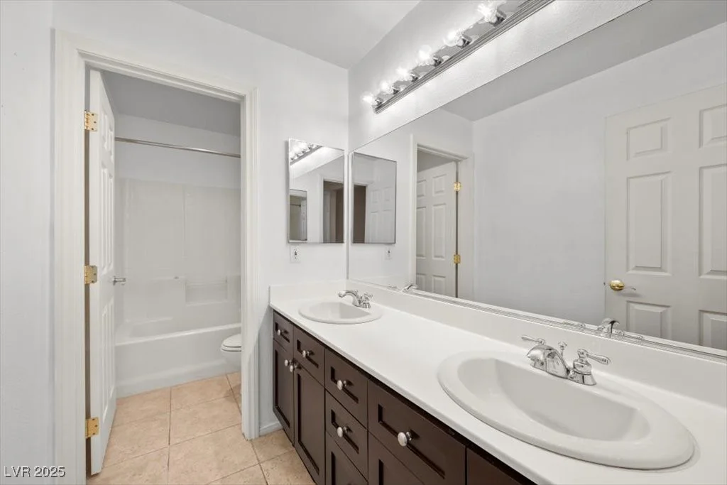489 Wendover Hills, Las Vegas, NV 89123