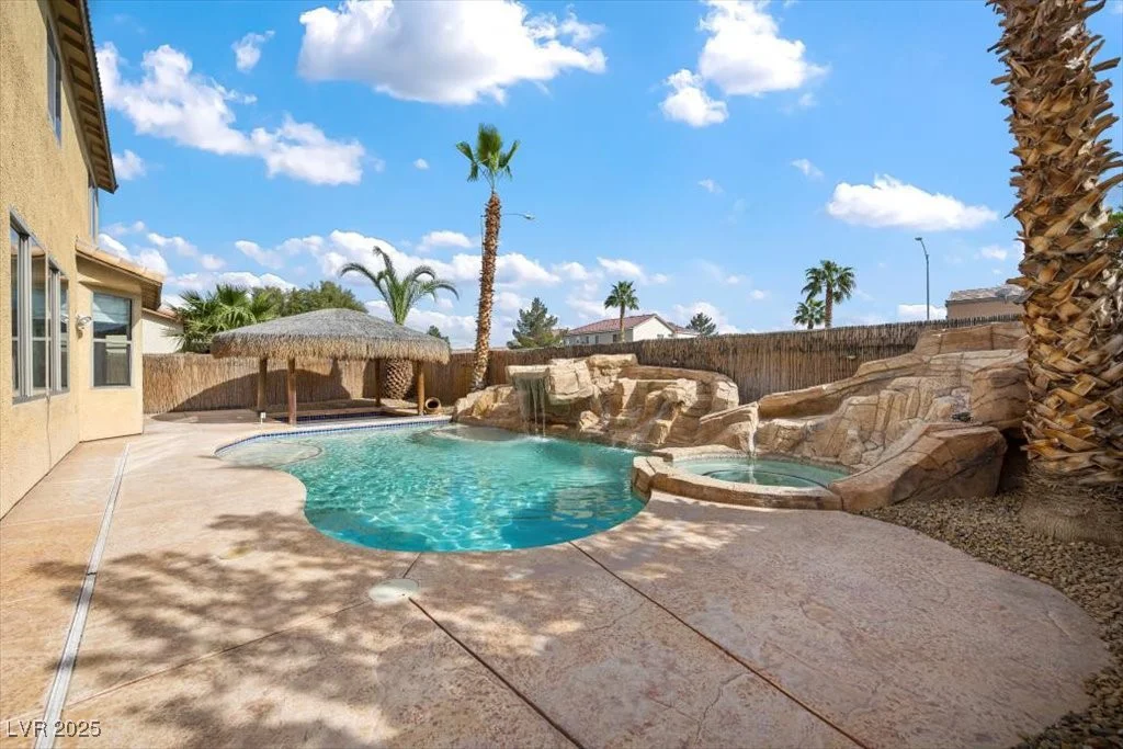 489 Wendover Hills, Las Vegas, NV 89123