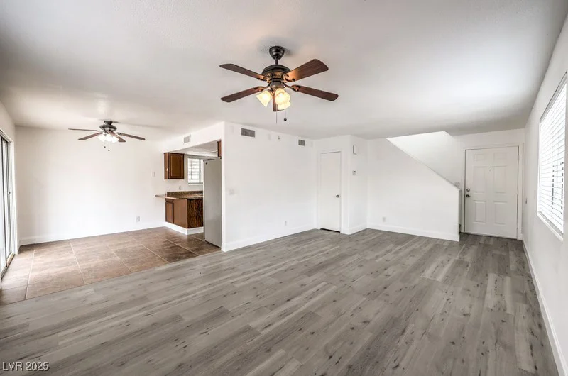 8132 Hydra, Las Vegas, NV 89128