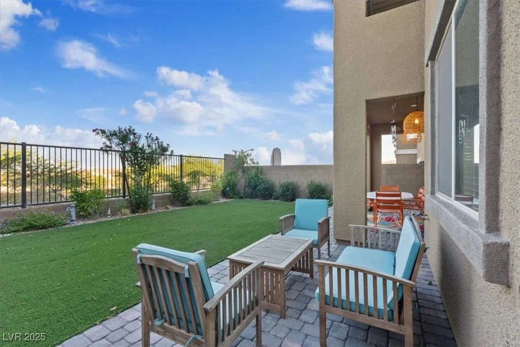 714 Rogue Wave, Las Vegas, NV 89138
