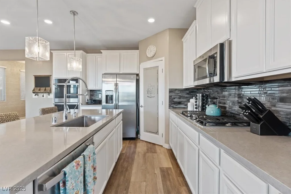 714 Rogue Wave, Las Vegas, NV 89138