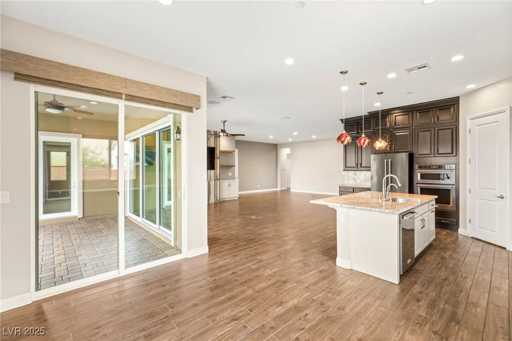 2116 Canvas Edge, Henderson, NV 89044