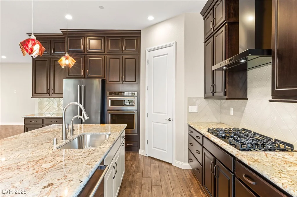 2116 Canvas Edge, Henderson, NV 89044