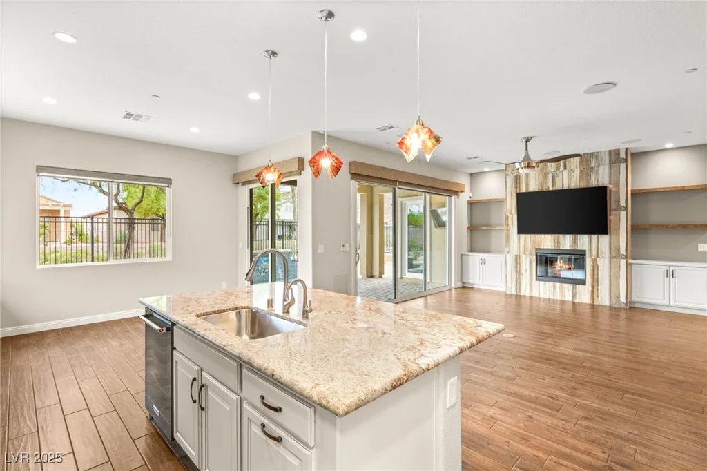 2116 Canvas Edge, Henderson, NV 89044