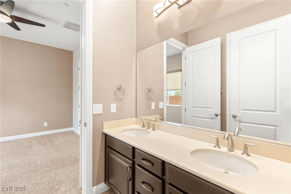 2116 Canvas Edge, Henderson, NV 89044