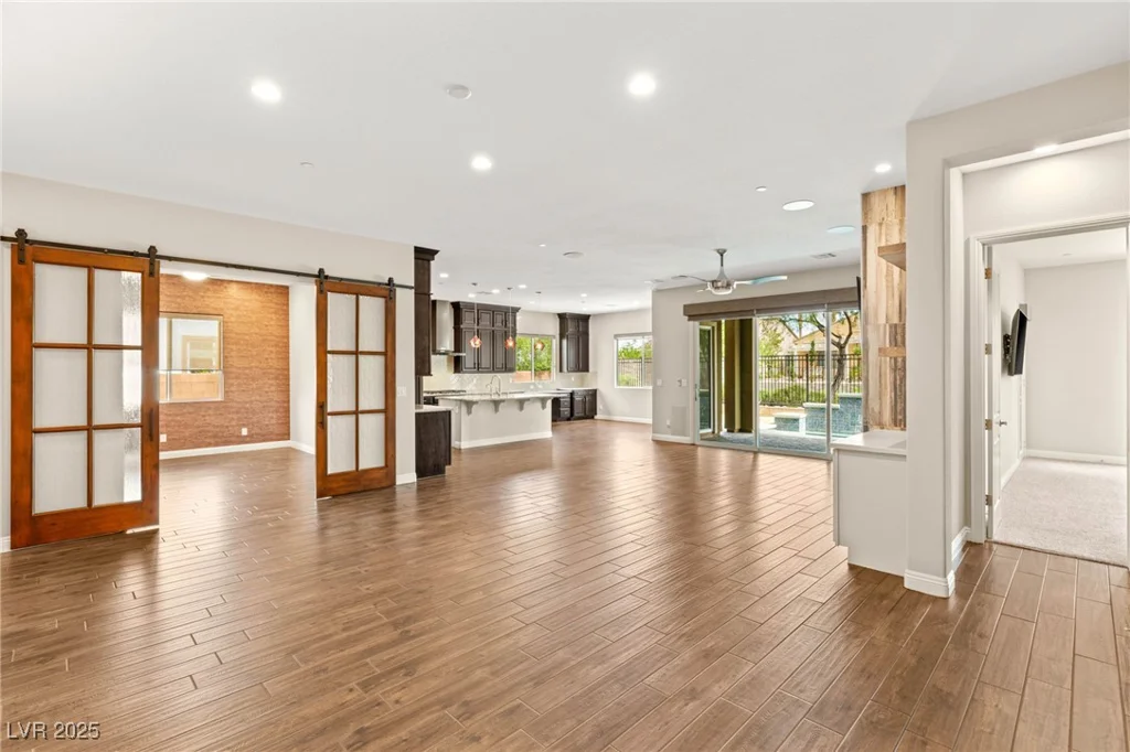 2116 Canvas Edge, Henderson, NV 89044