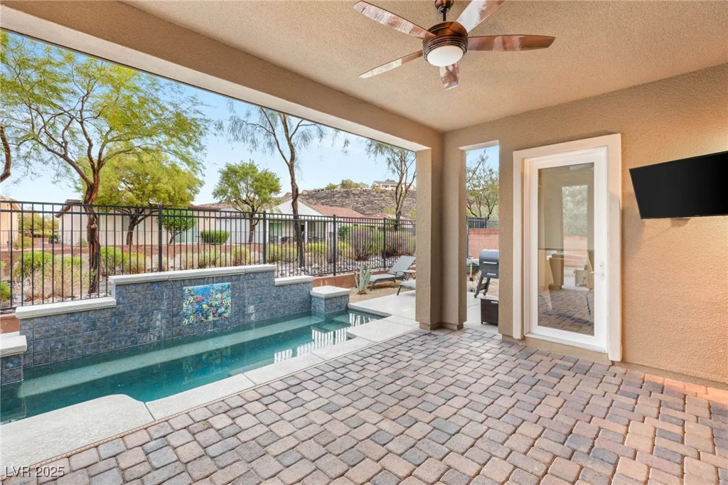 2116 Canvas Edge, Henderson, NV 89044