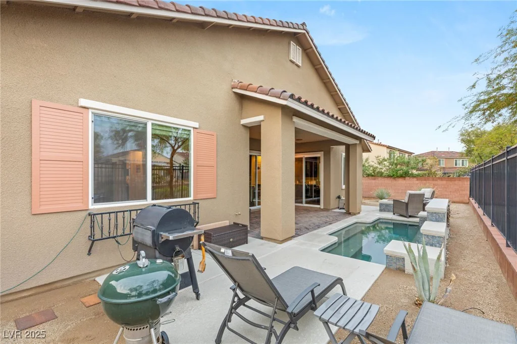 2116 Canvas Edge, Henderson, NV 89044