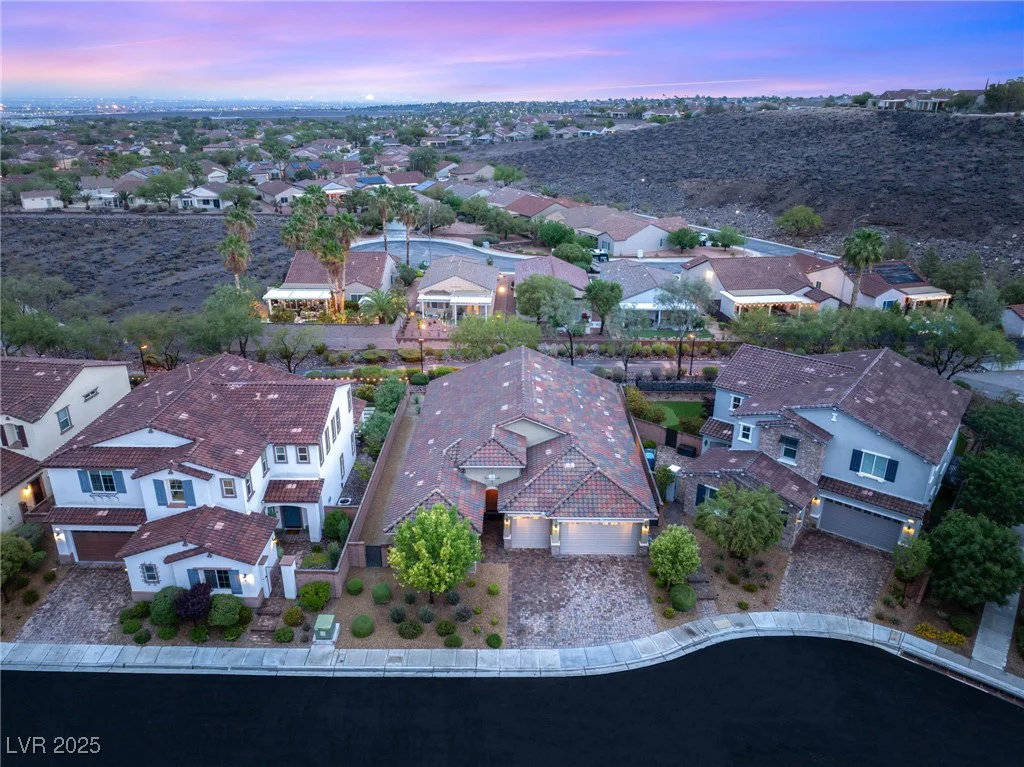 2116 Canvas Edge, Henderson, NV 89044