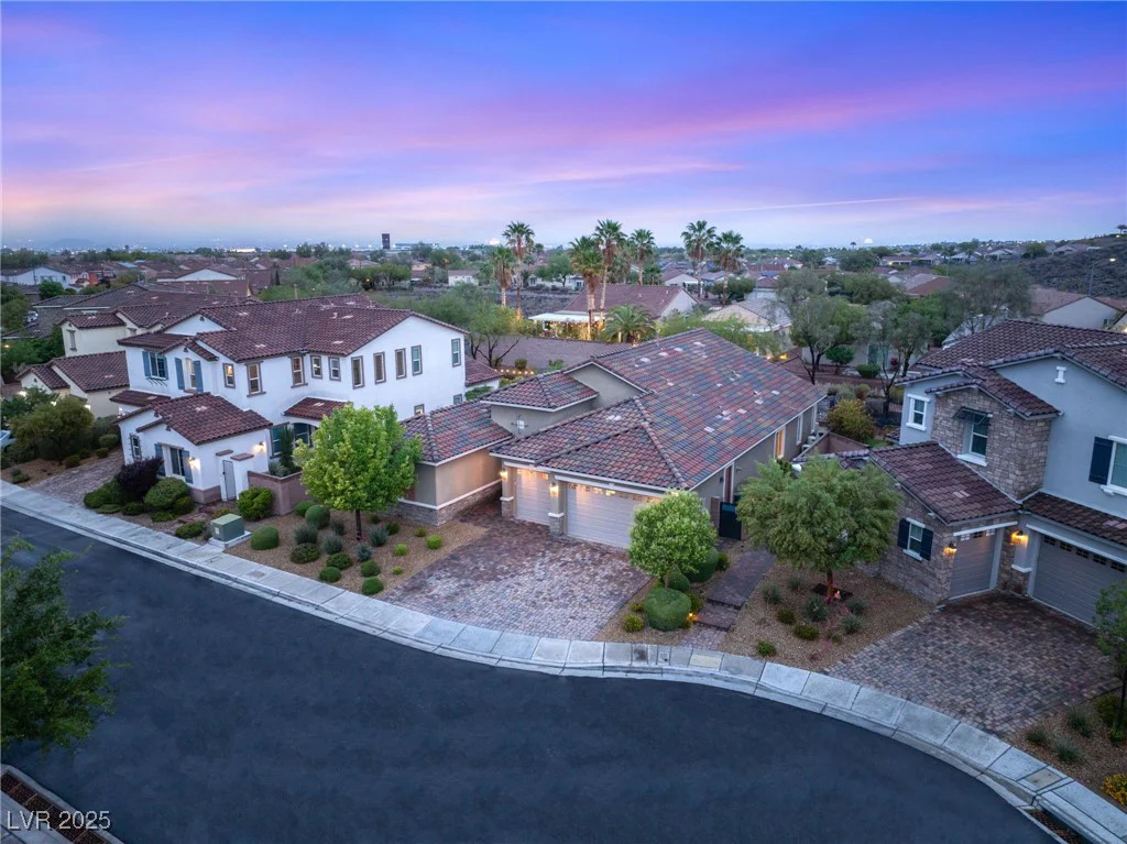2116 Canvas Edge, Henderson, NV 89044