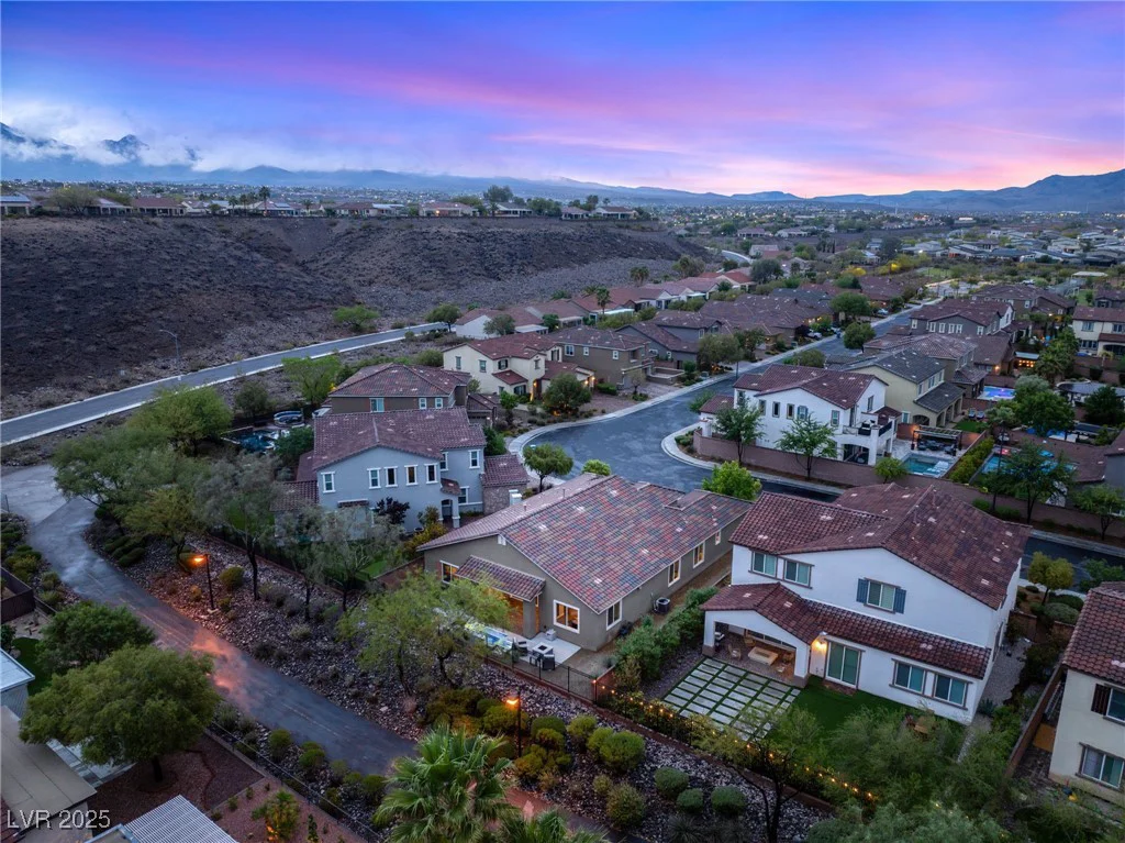 2116 Canvas Edge, Henderson, NV 89044