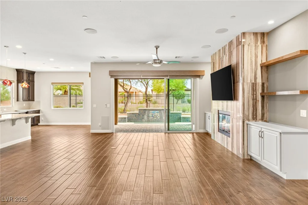 2116 Canvas Edge, Henderson, NV 89044