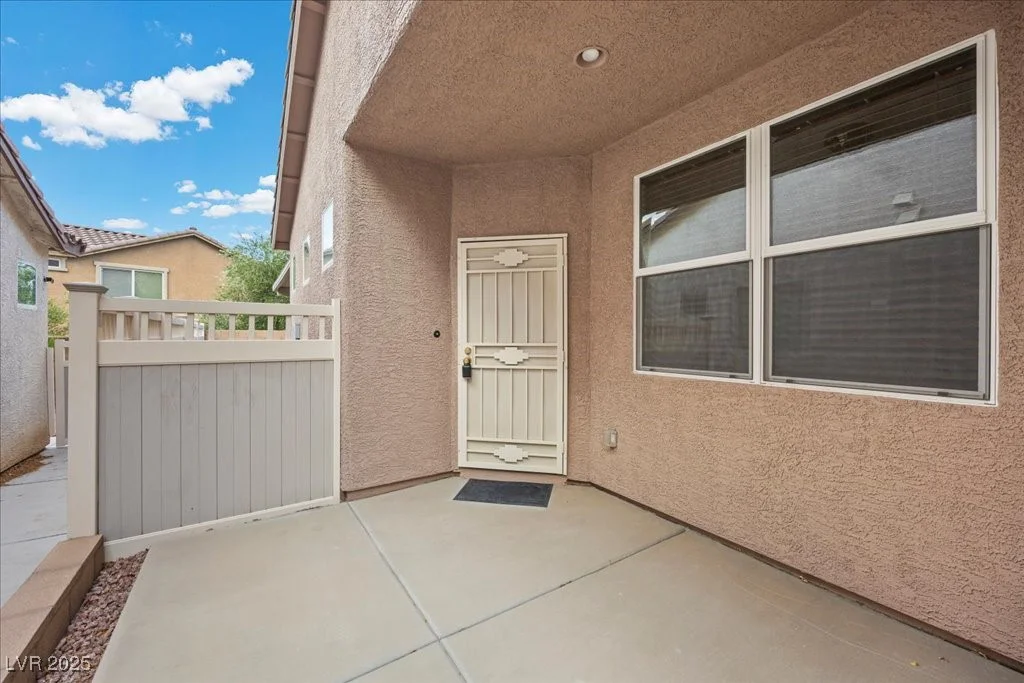 924 Crescent Falls, Henderson, NV 89011