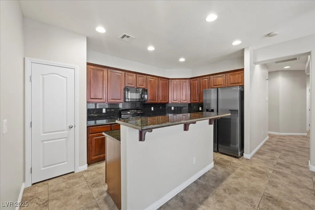 924 Crescent Falls, Henderson, NV 89011