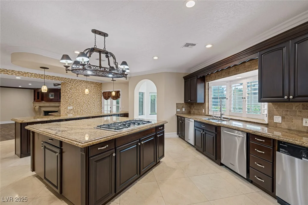 81 Quail Run, Henderson, NV 89014