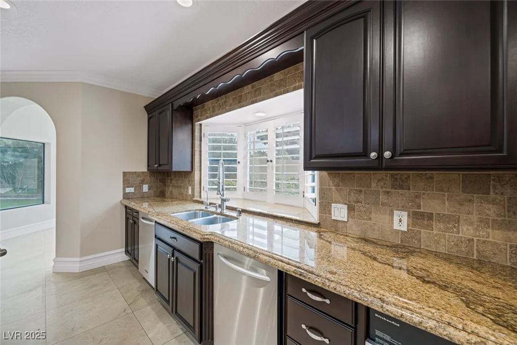 81 Quail Run, Henderson, NV 89014