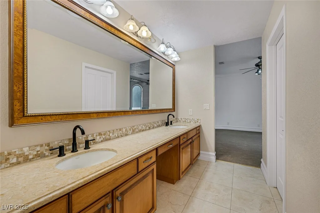 81 Quail Run, Henderson, NV 89014