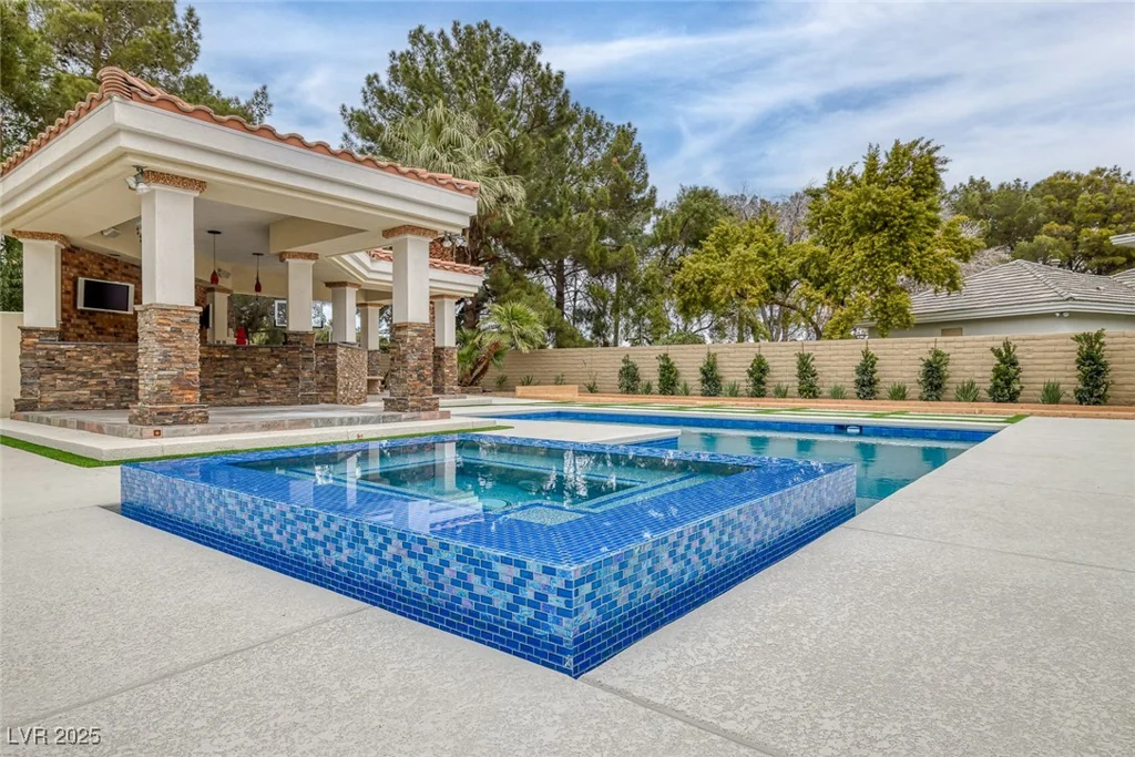 81 Quail Run, Henderson, NV 89014