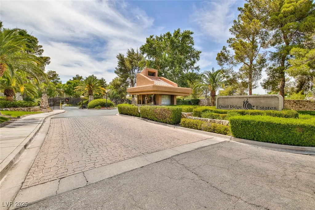 81 Quail Run, Henderson, NV 89014