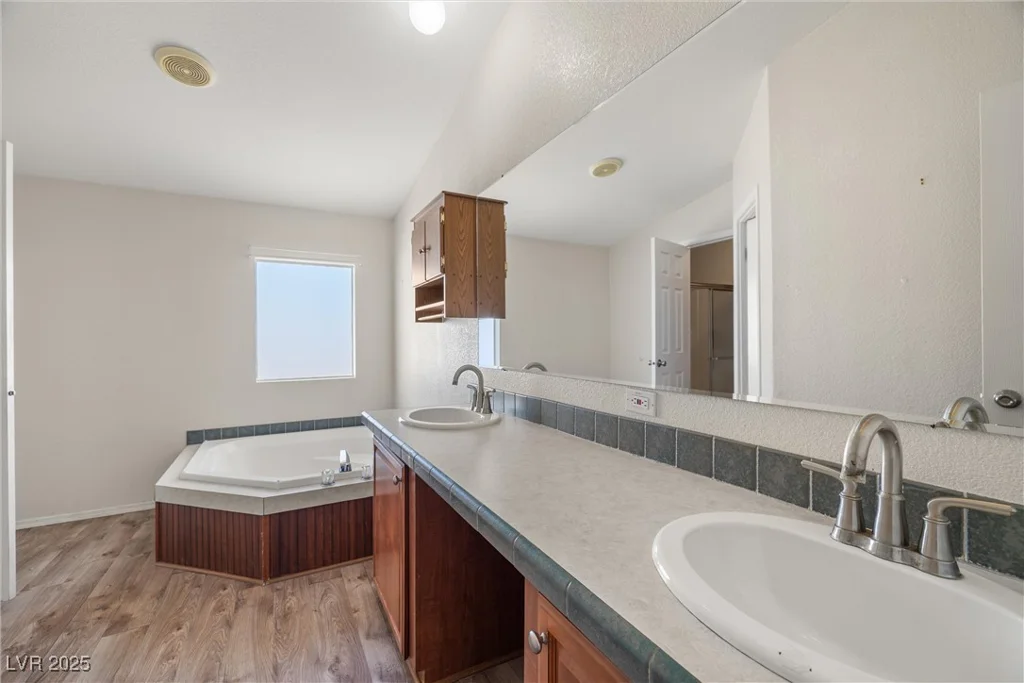 790 Alaska, Pahrump, NV 89060